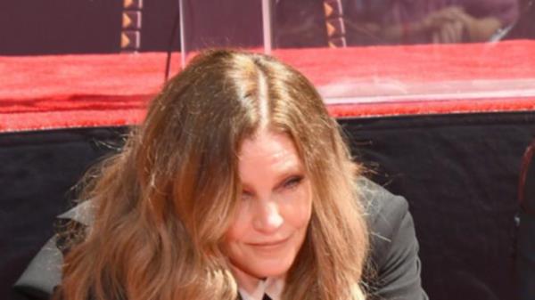 丽莎·玛丽·普雷斯利不喜欢被关注